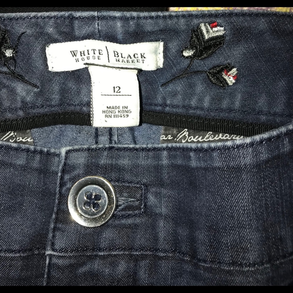 White House Black Market jeans with links at waist